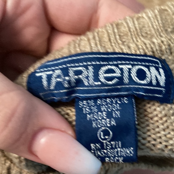 Sweater - Picture 2 of 3